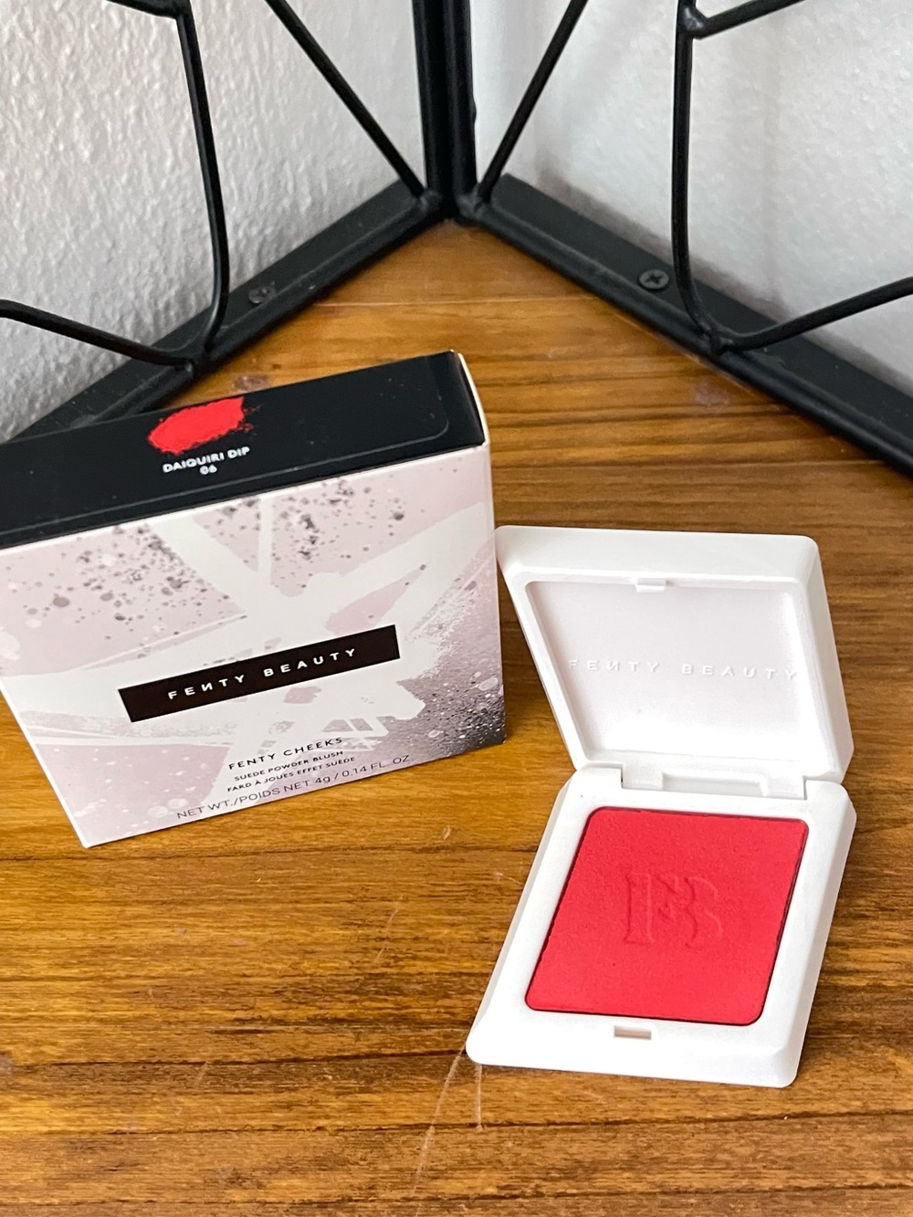 Fenty Beauty Fenty Cheeks Suede Powder Blush - Daiquiri Dip (Vivid Red)